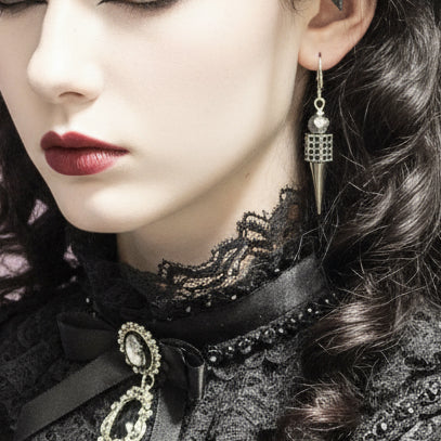 Fallen Night - Earrings | Silver Spike Drops