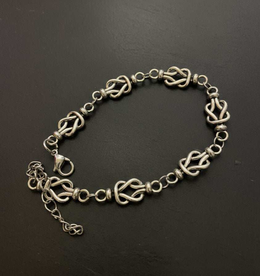 Silver Knot Bracelet | Unisex Style Stainless Steel Linked Bracelet