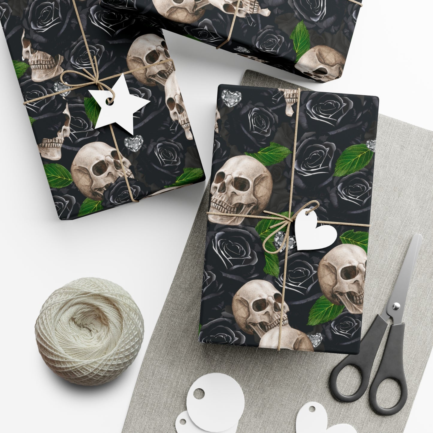 Skulls ‘n’ Roses (Black) | Diamond Hearts | Gift Wrap Papers