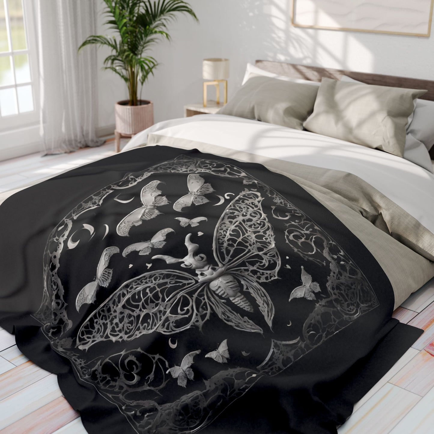 Fleece Blanket Dream Moths Design