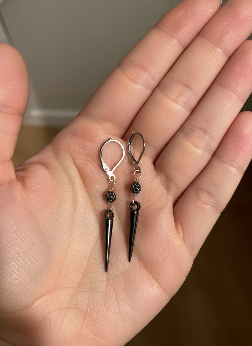 Jeweled Fang Earring | Black Bead Spikes Gothic Earrings
