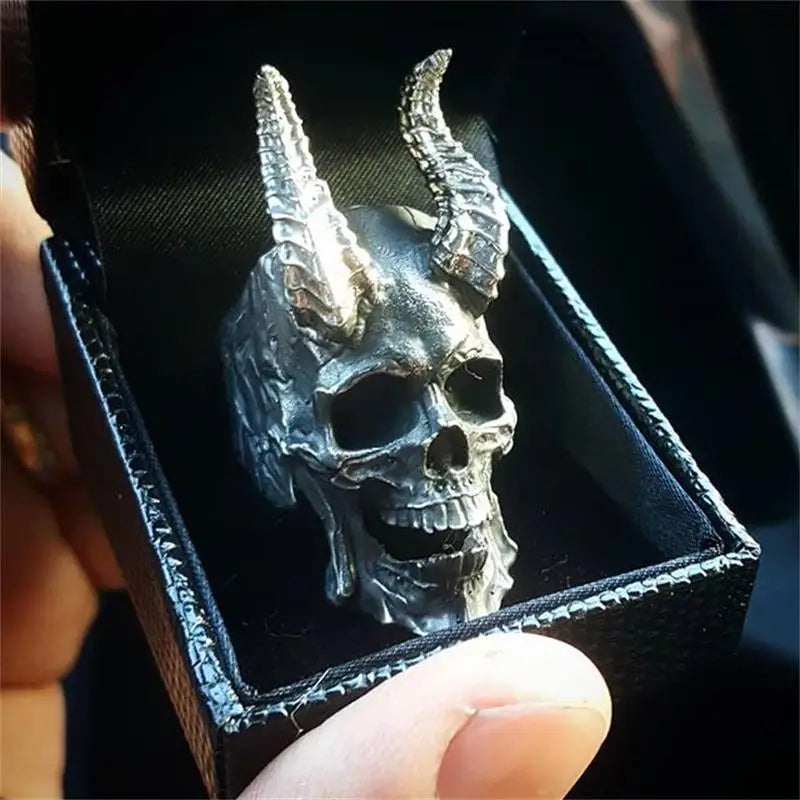 Black Stone Horned Skull Ring | Stainless Steel Gothic Punk Ring